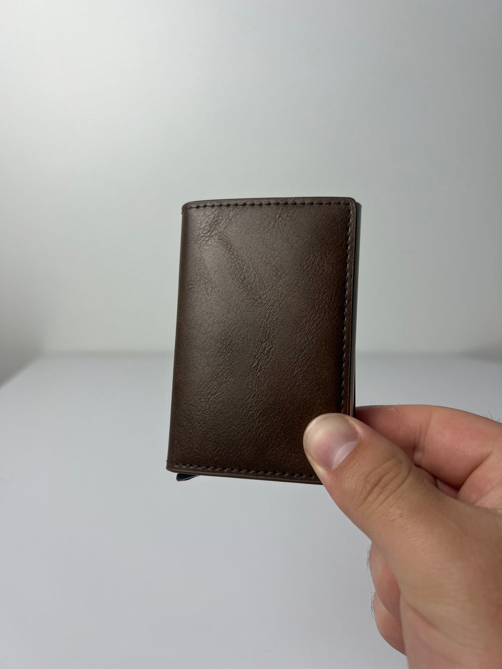 Mens Minimalist Pop Up Wallet